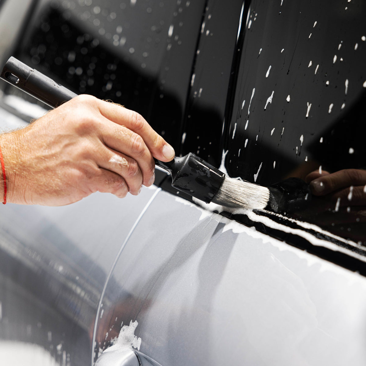 Multi-Purpose Detailing Brush