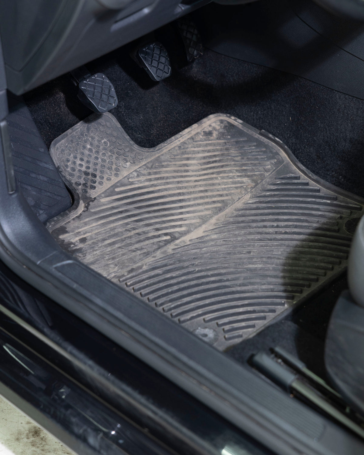Rubber Mat Cleaner & Protector