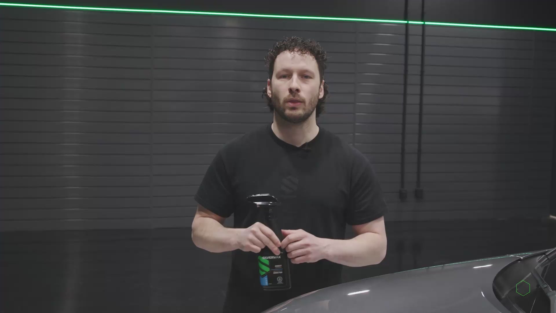 Charger la vidéo: 
