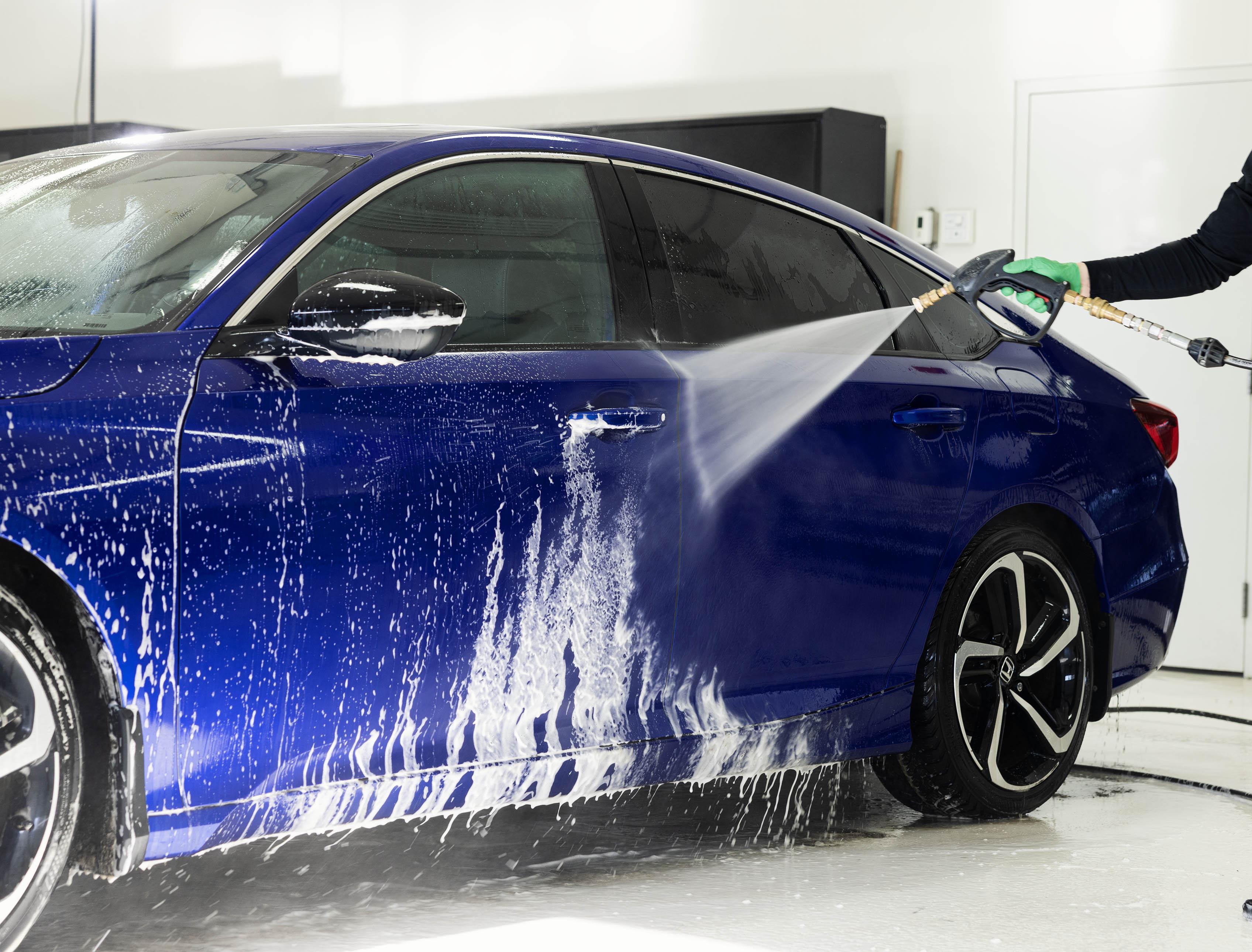 How to Choose the Right Soap for Your Car ?